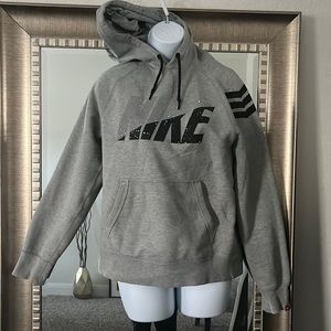 Nike hoodieEUC!